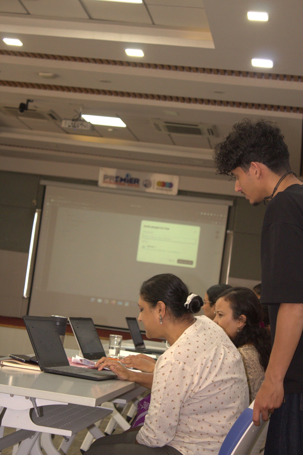 Advanced AI Workshop moment 36