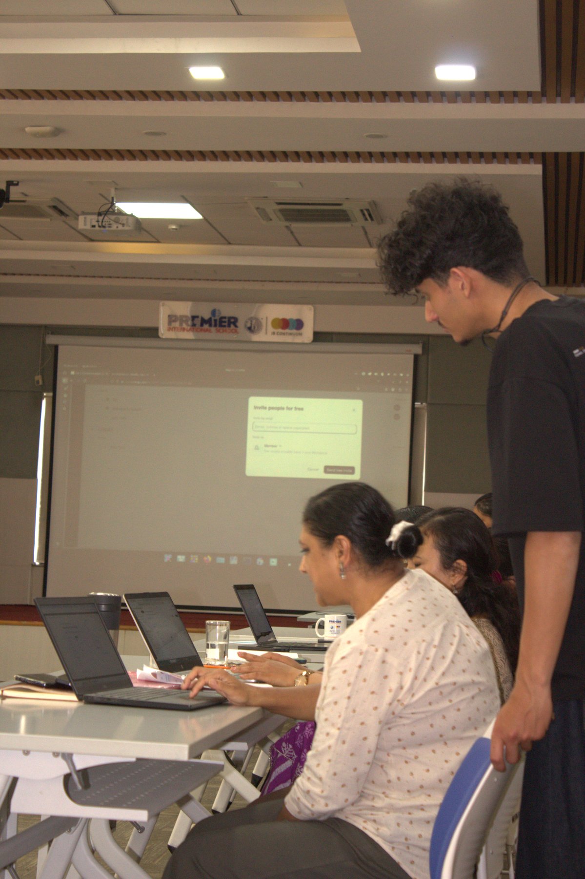 Advanced AI Workshop moment 37