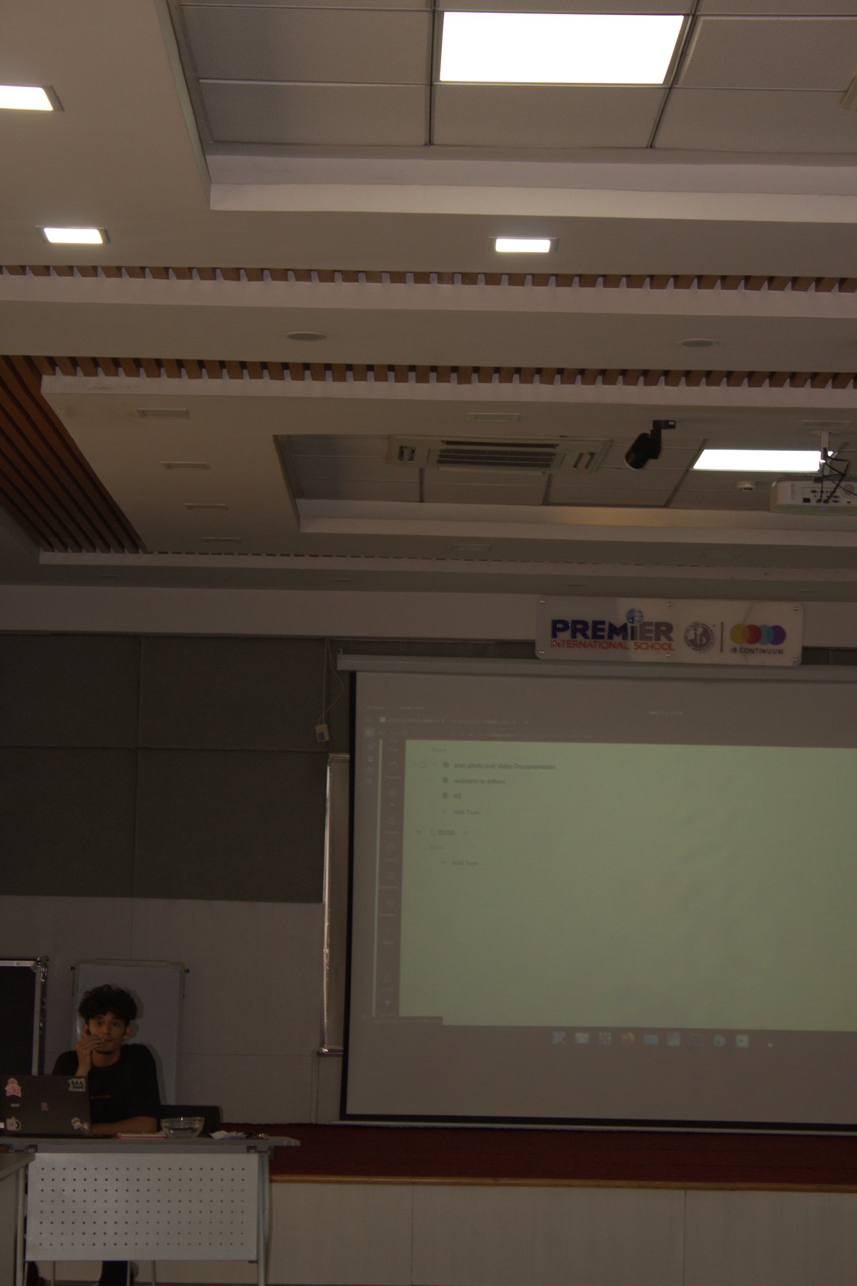 Advanced AI Workshop moment 43