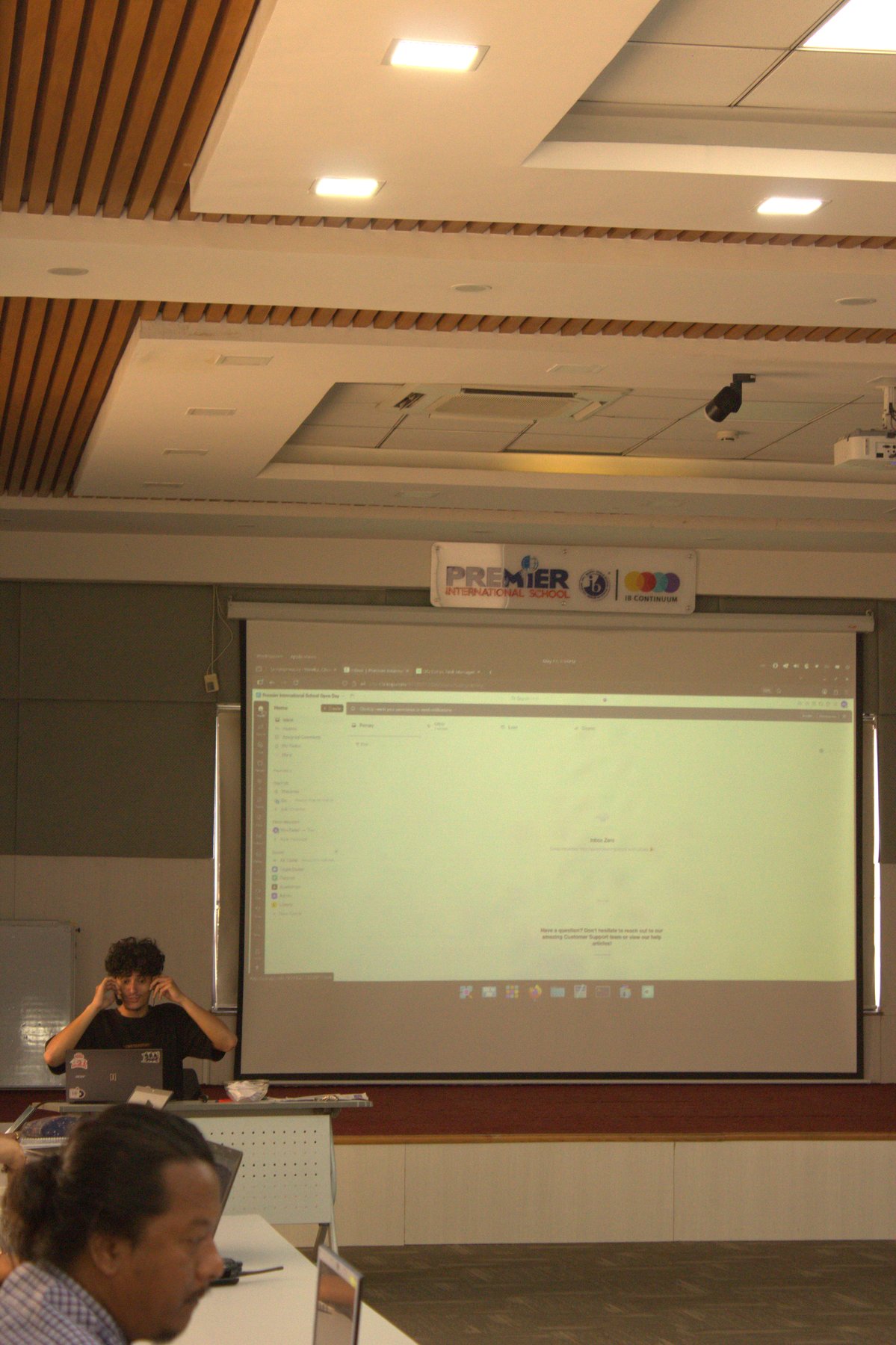 Advanced AI Workshop moment 54